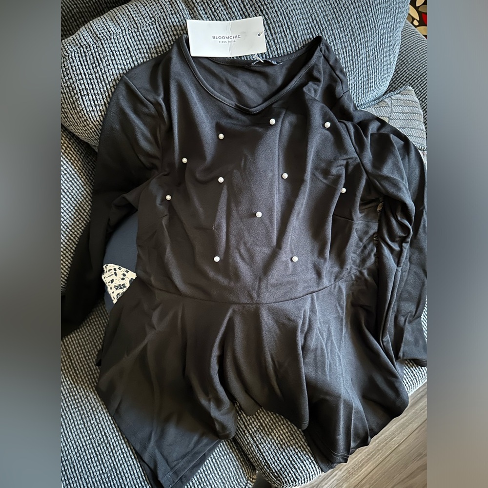 BloomChic Pearl top